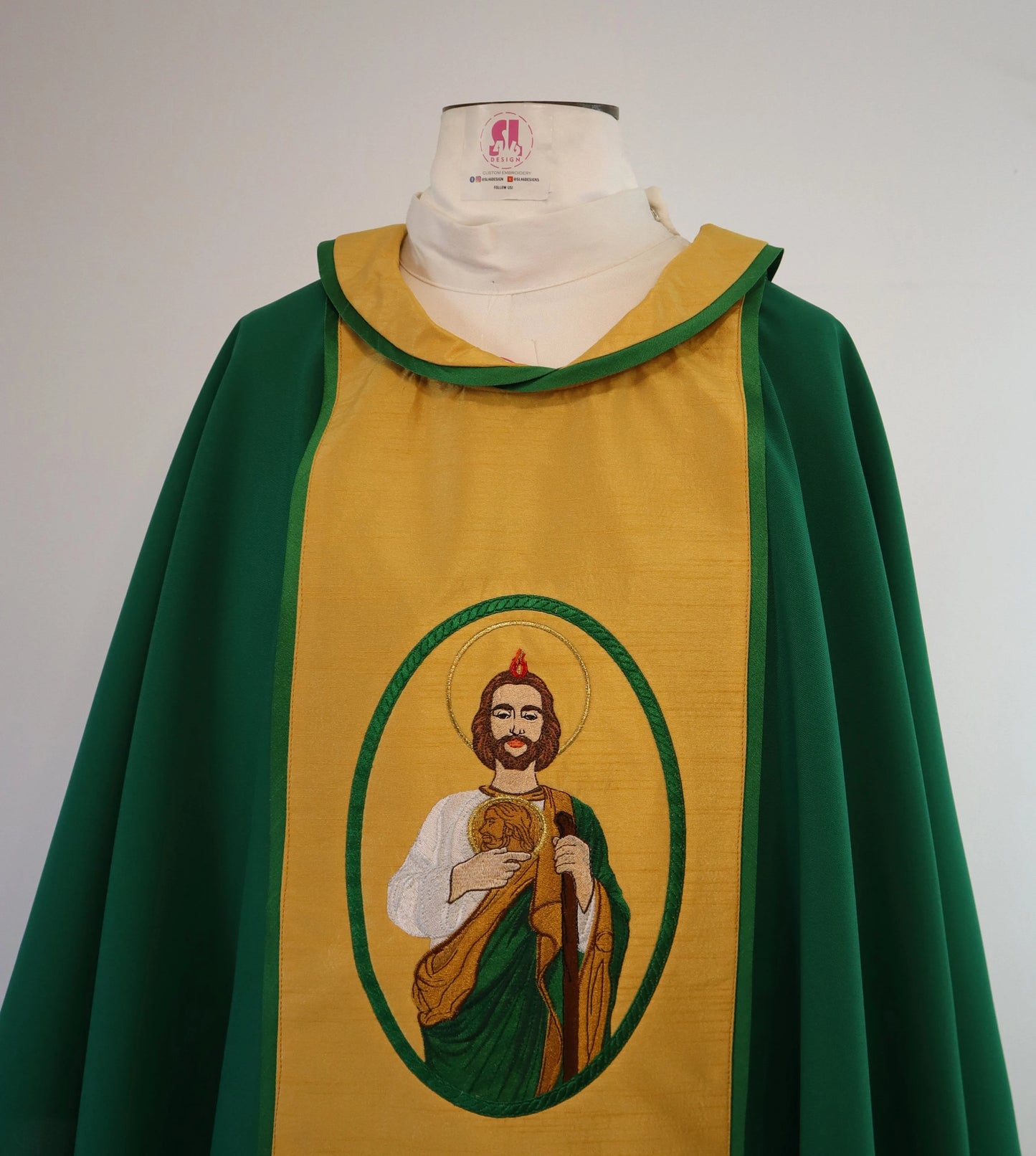 SAINT JUDE - Priest Set: Alb + Stole + Chasuble