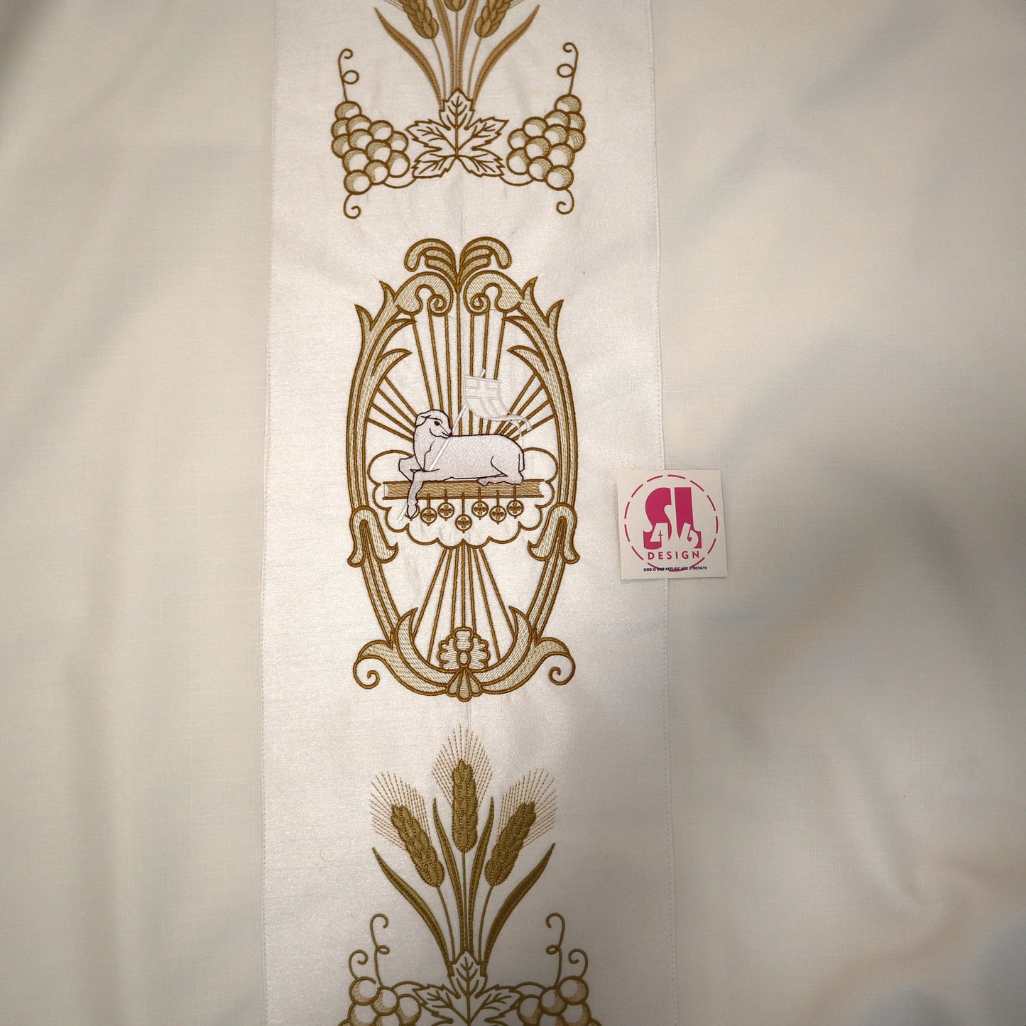 Lamb of the Lord - Chasuble + Stole Set