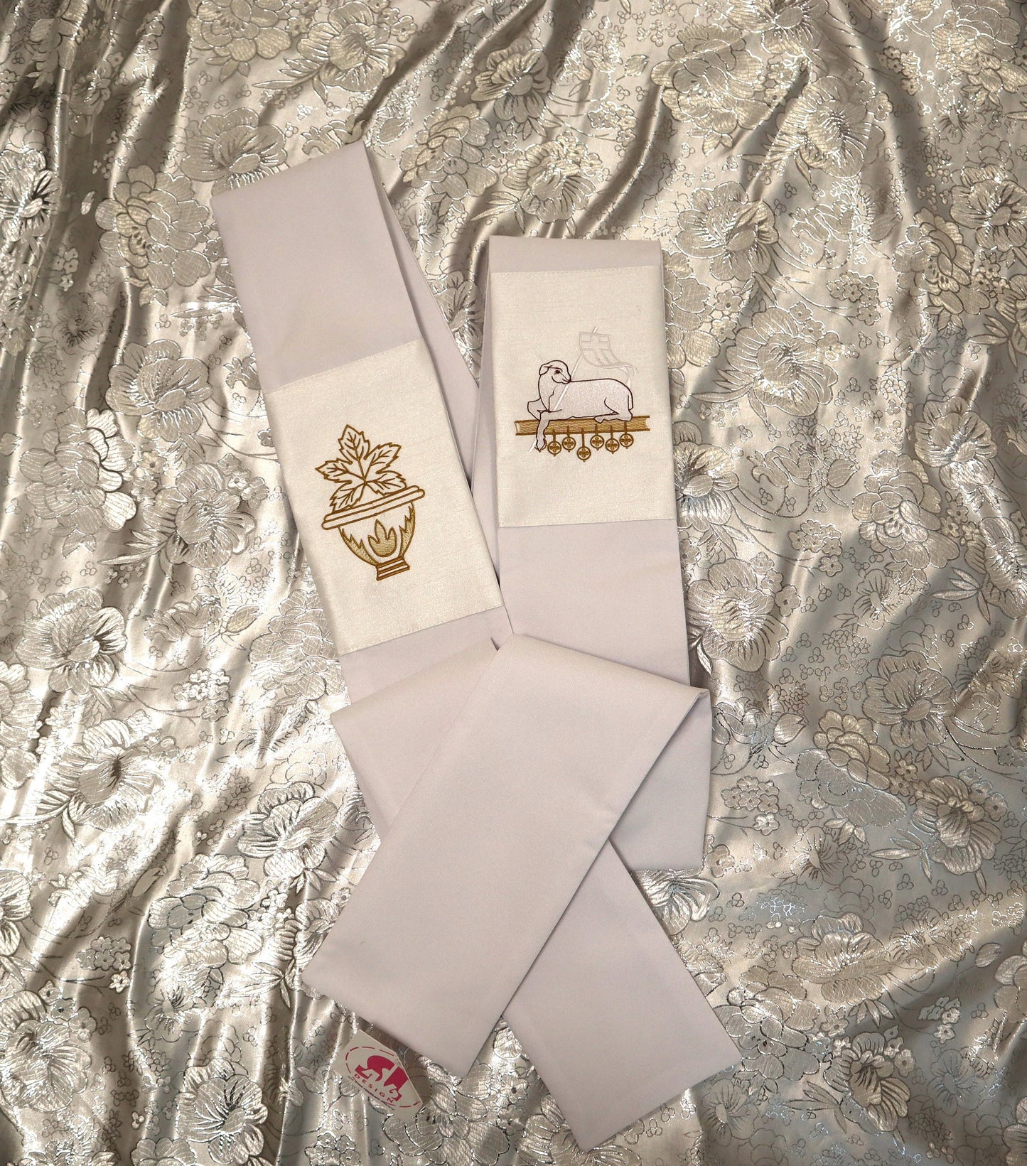 Lamb of the Lord - Chasuble + Stole Set