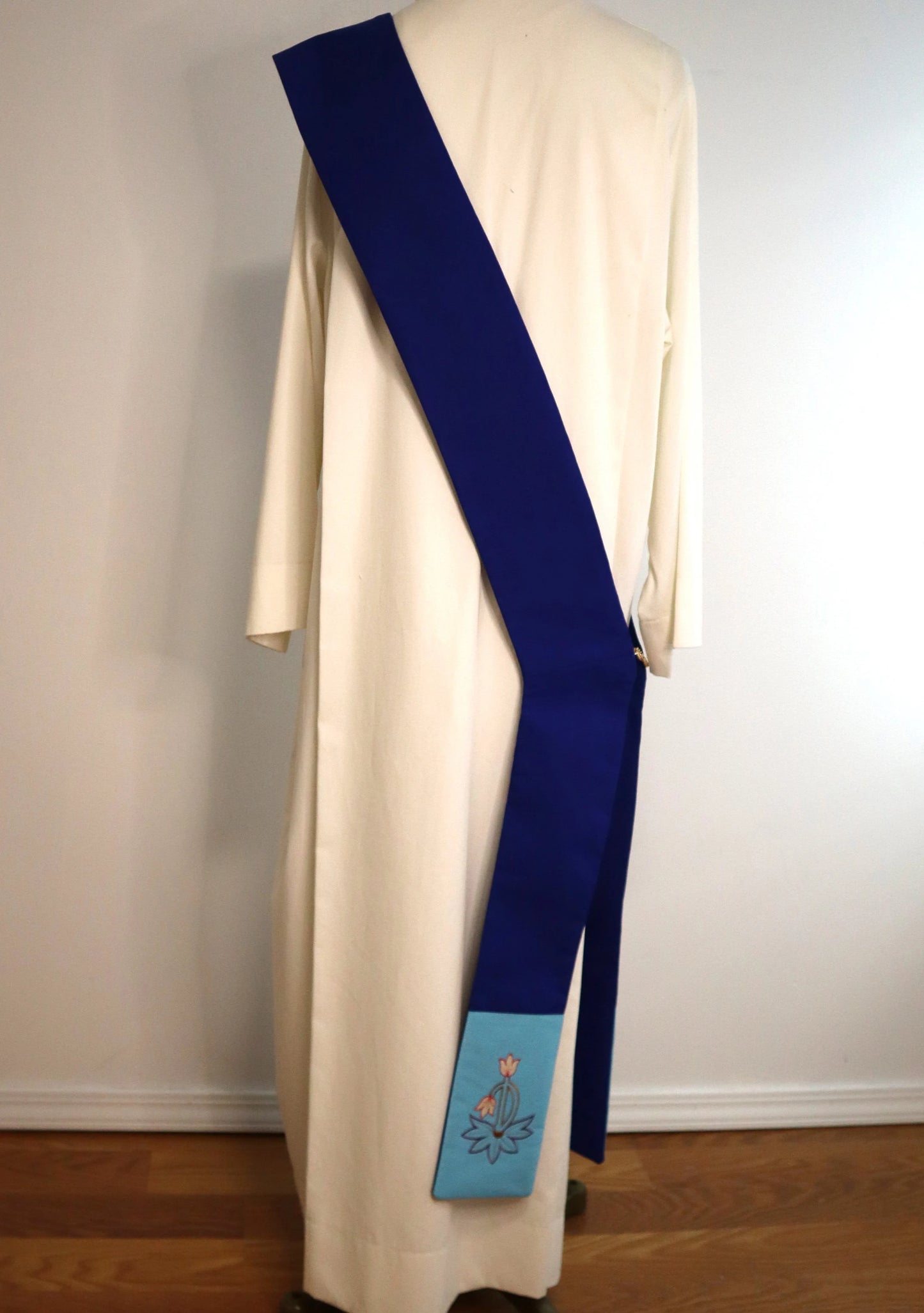 Mother Mary holding Baby Jesus - Deacon Stole