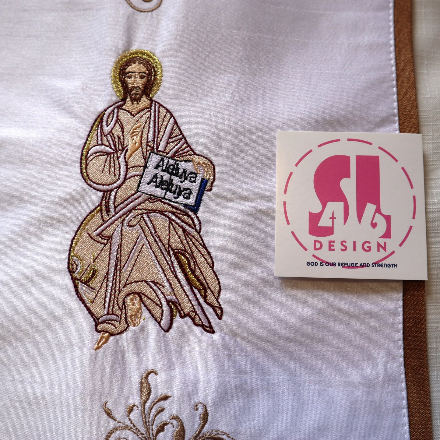 The Resurrection of Jesus - Dalmatic + Travel Stole Set