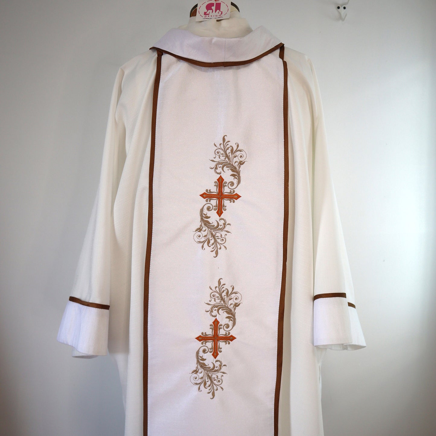 The Resurrection of Jesus - Dalmatic + Travel Stole Set