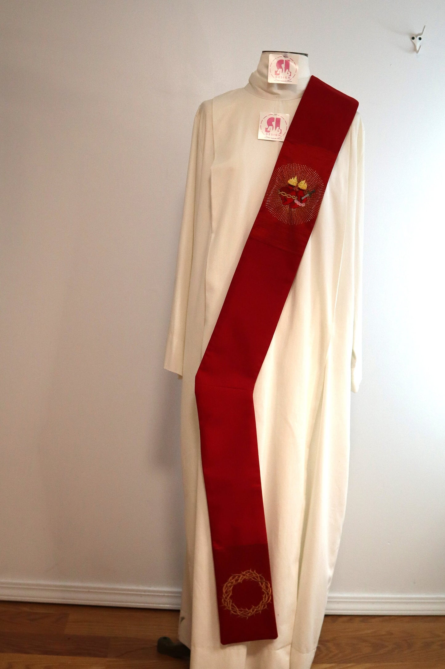 Sacred hearts of Jesus and Mary - deacon stole