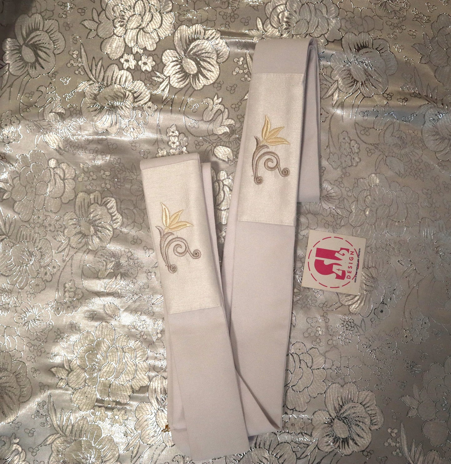 The Resurrection of Jesus - Dalmatic + Travel Stole Set