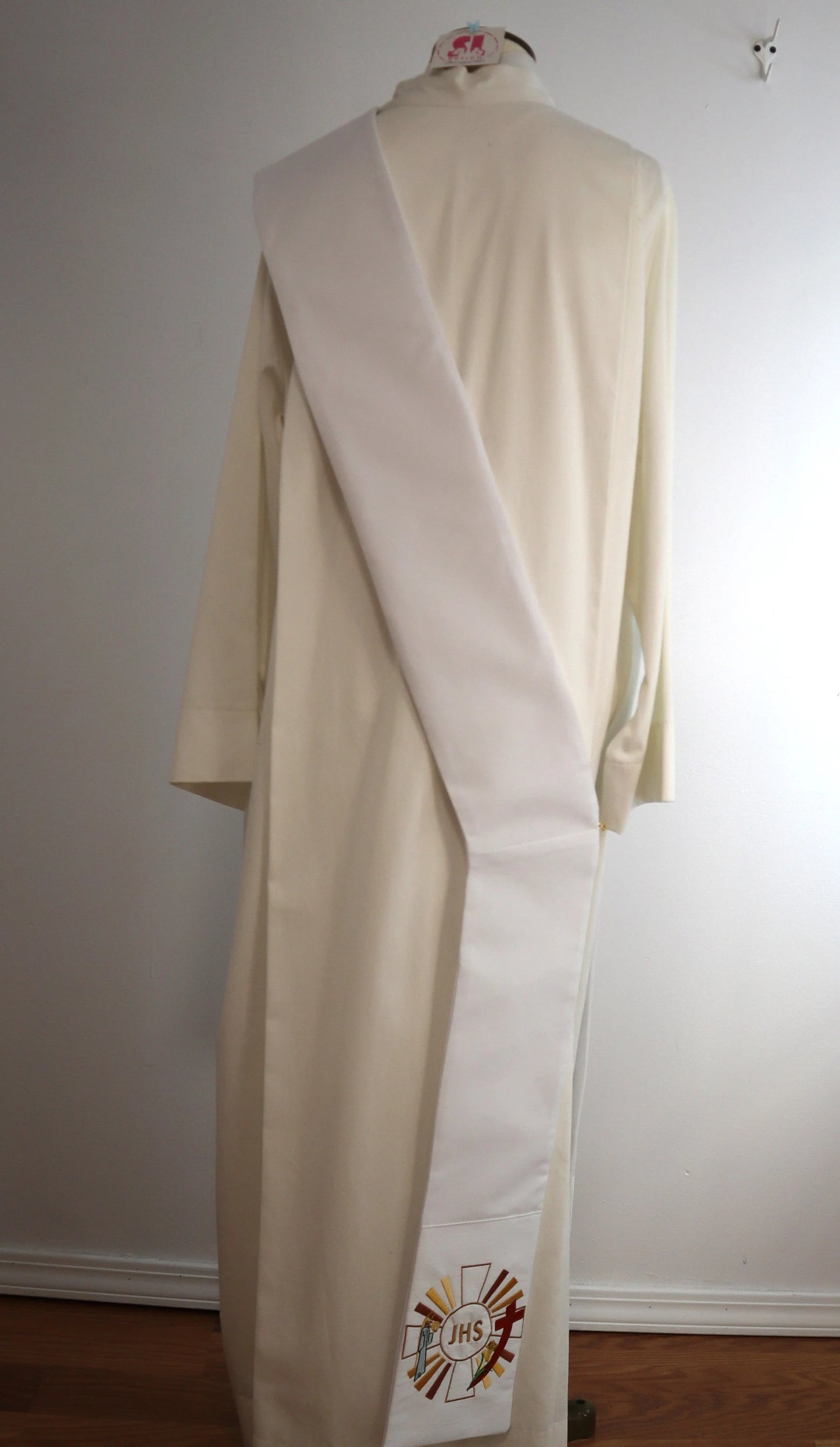 JHS medallion - Mary & Joseph- deacon stole