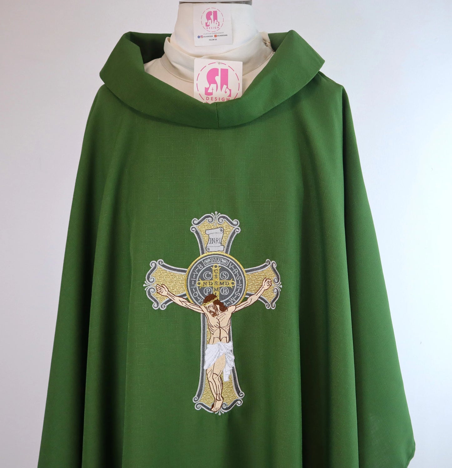 SAINT BENEDICT CRUCIFIX - chasuble and stole set