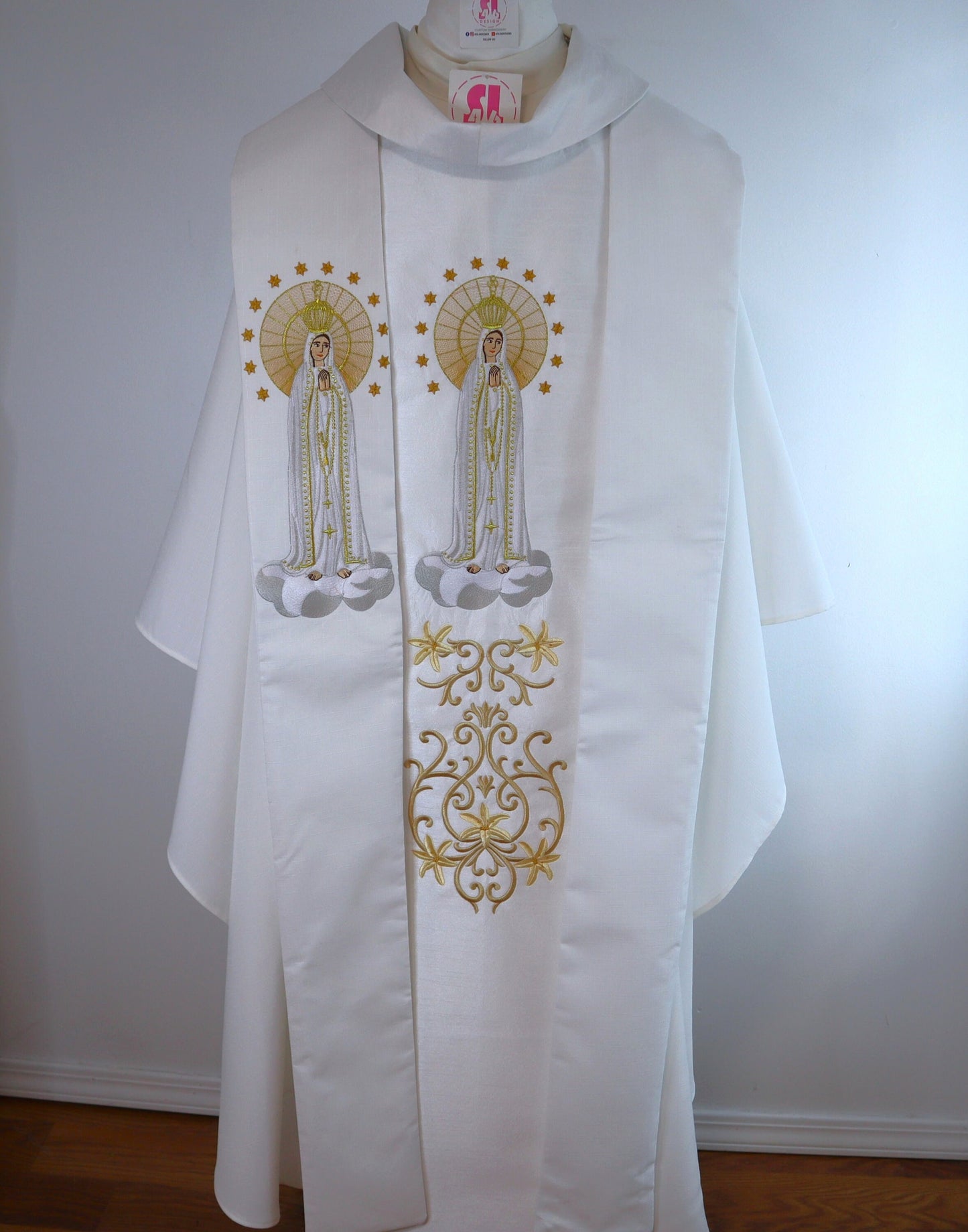 Our Lady of Fátima - Chasuble + Stole Set