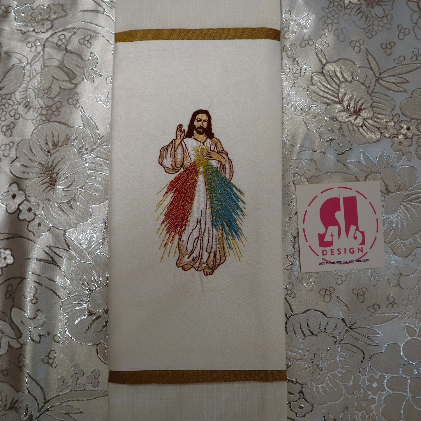 THE DIVINE MERCY - Chasuble + Stole Set