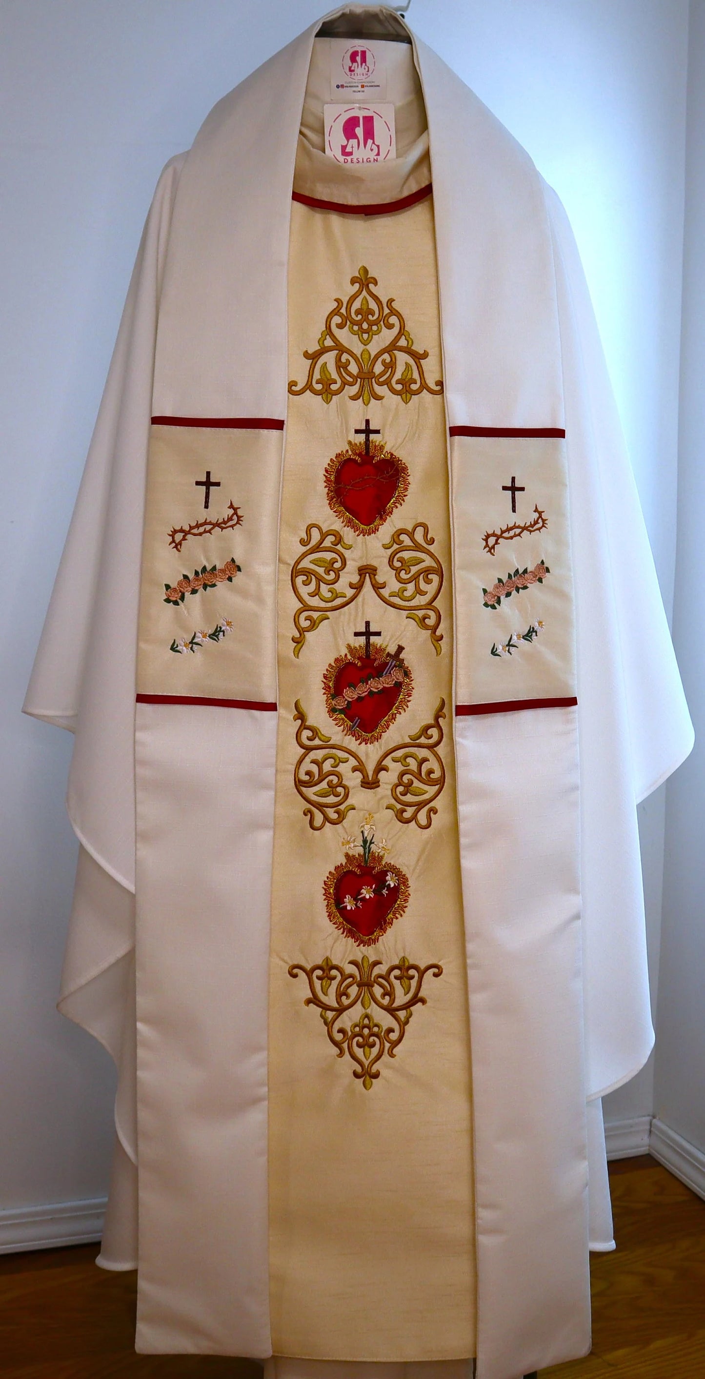 Sacred Heart of Jesus, Mary & Joseph - Chasuble + Stole Set