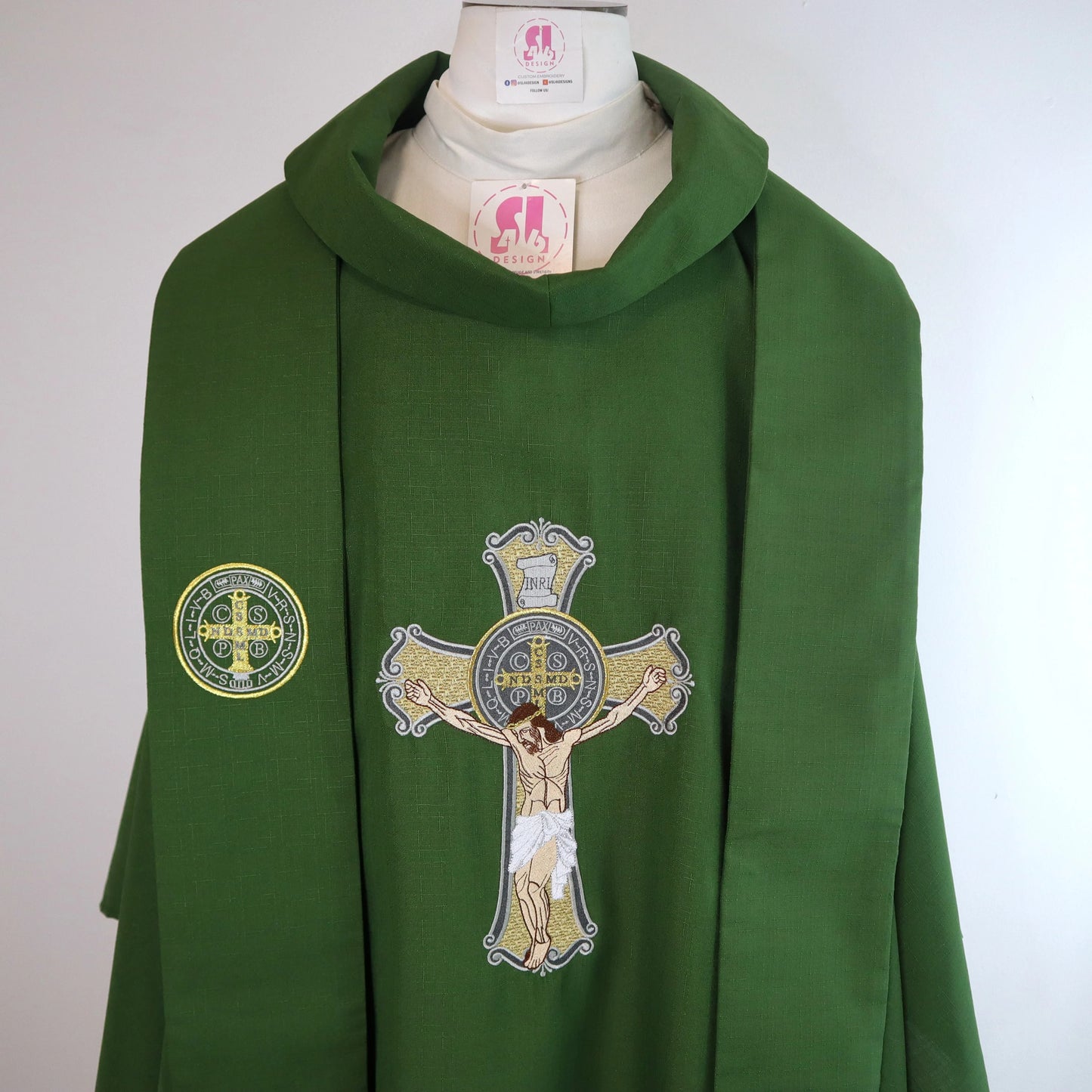SAINT BENEDICT CRUCIFIX - chasuble and stole set