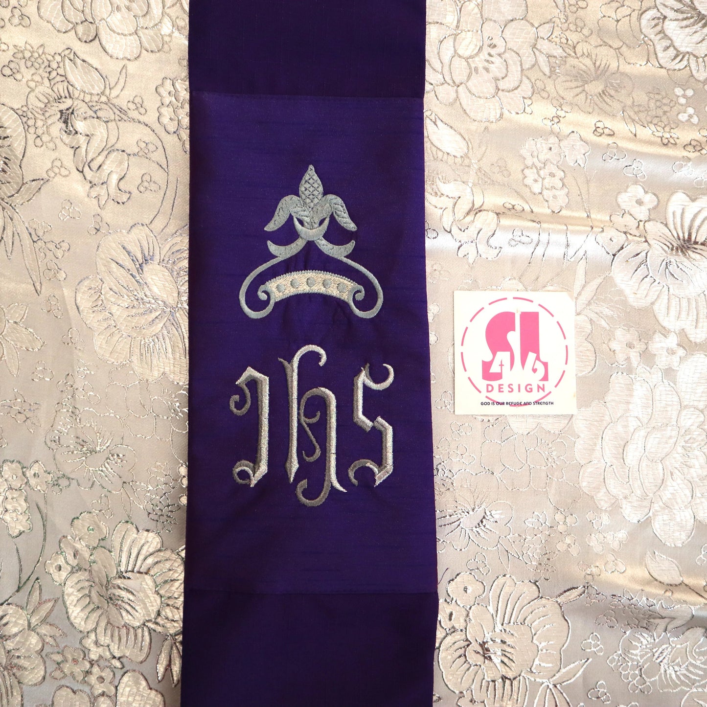JHS medallion with crown of thorns chasuble and stole set.