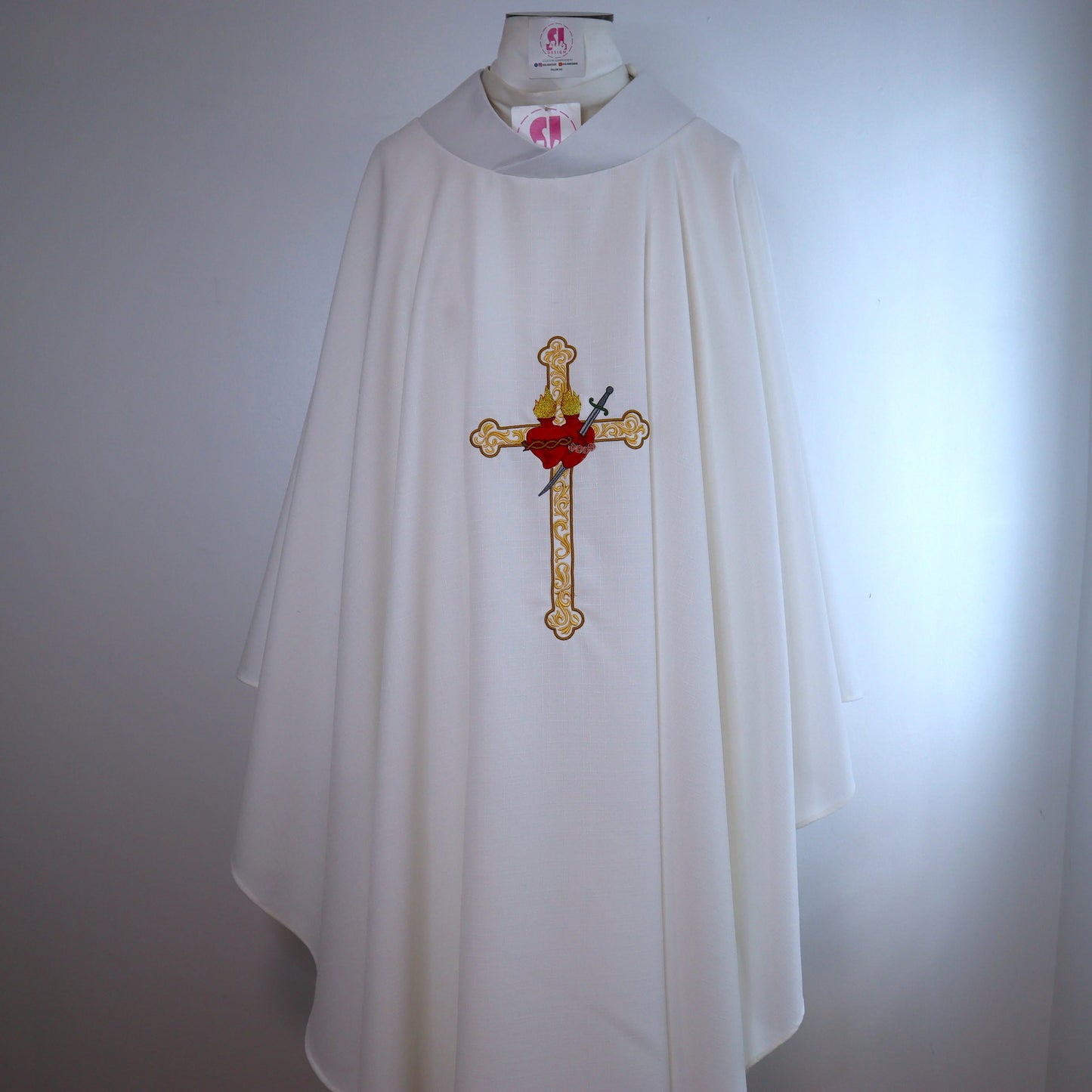 Sacred Heart of Jesus & Mary Cross - Chasuble + Stole Set.