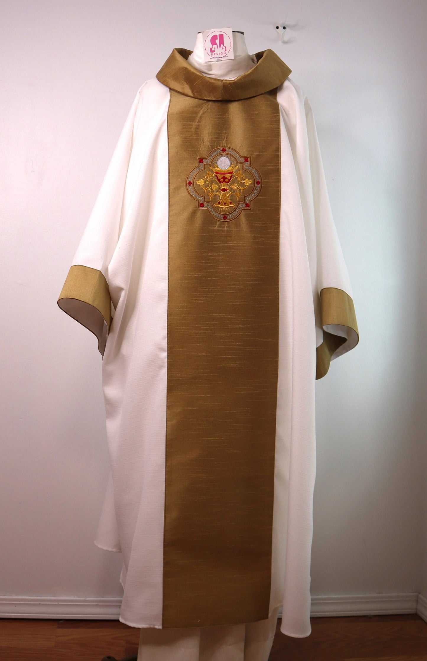 Deacon Dalmatic