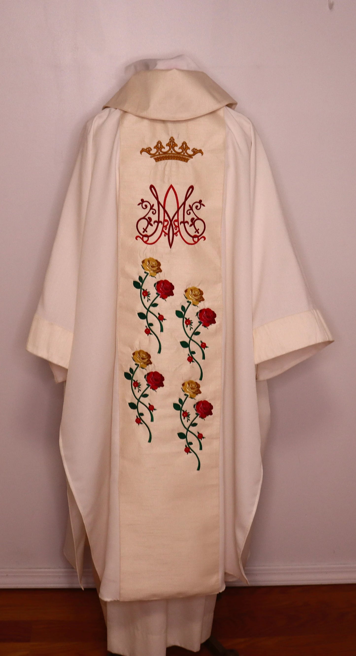 Our Lady of Guadalupe - Dalmatic + Travel Stole Set.
