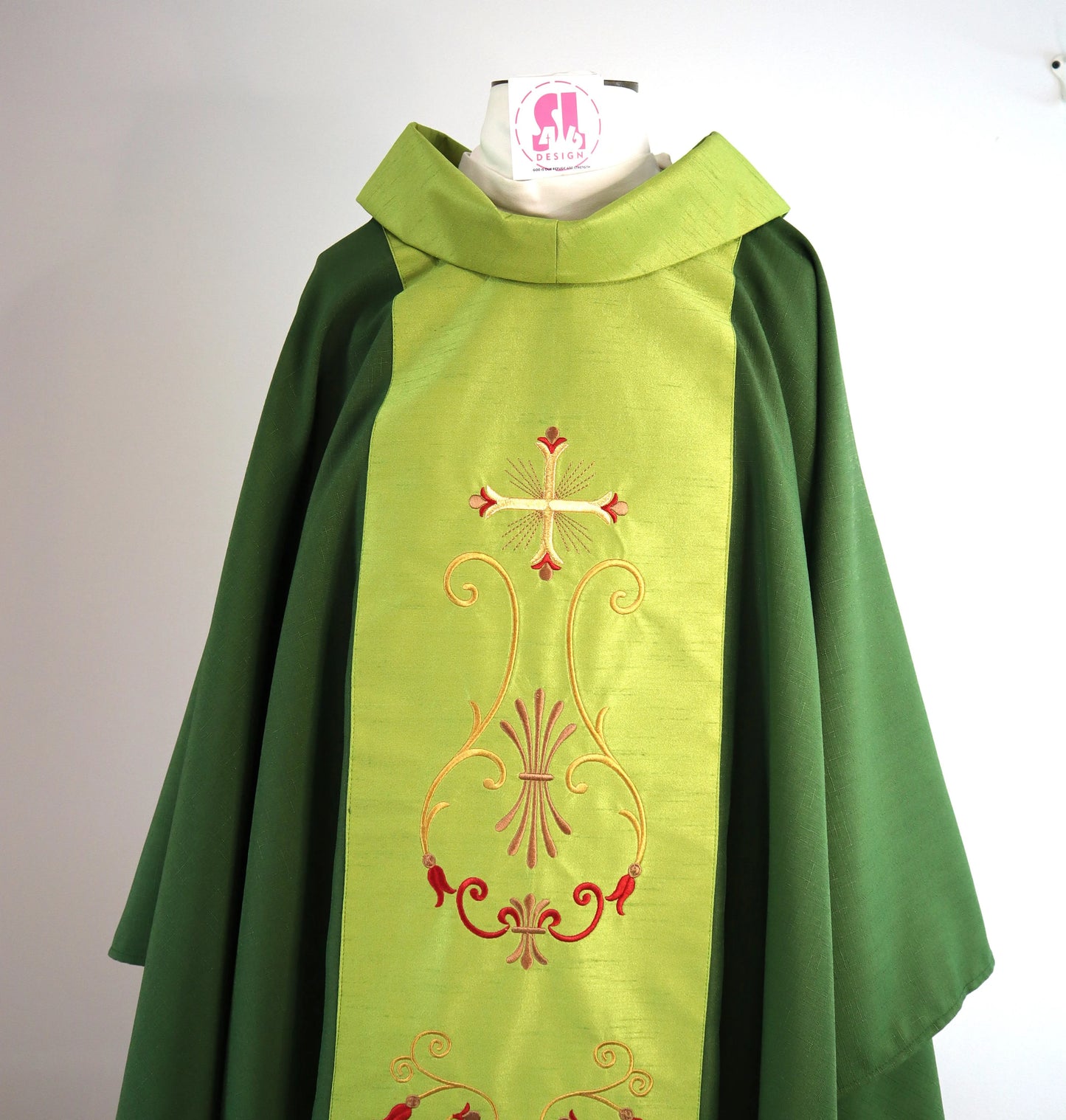 Floral Cross - Chasuble and stole set