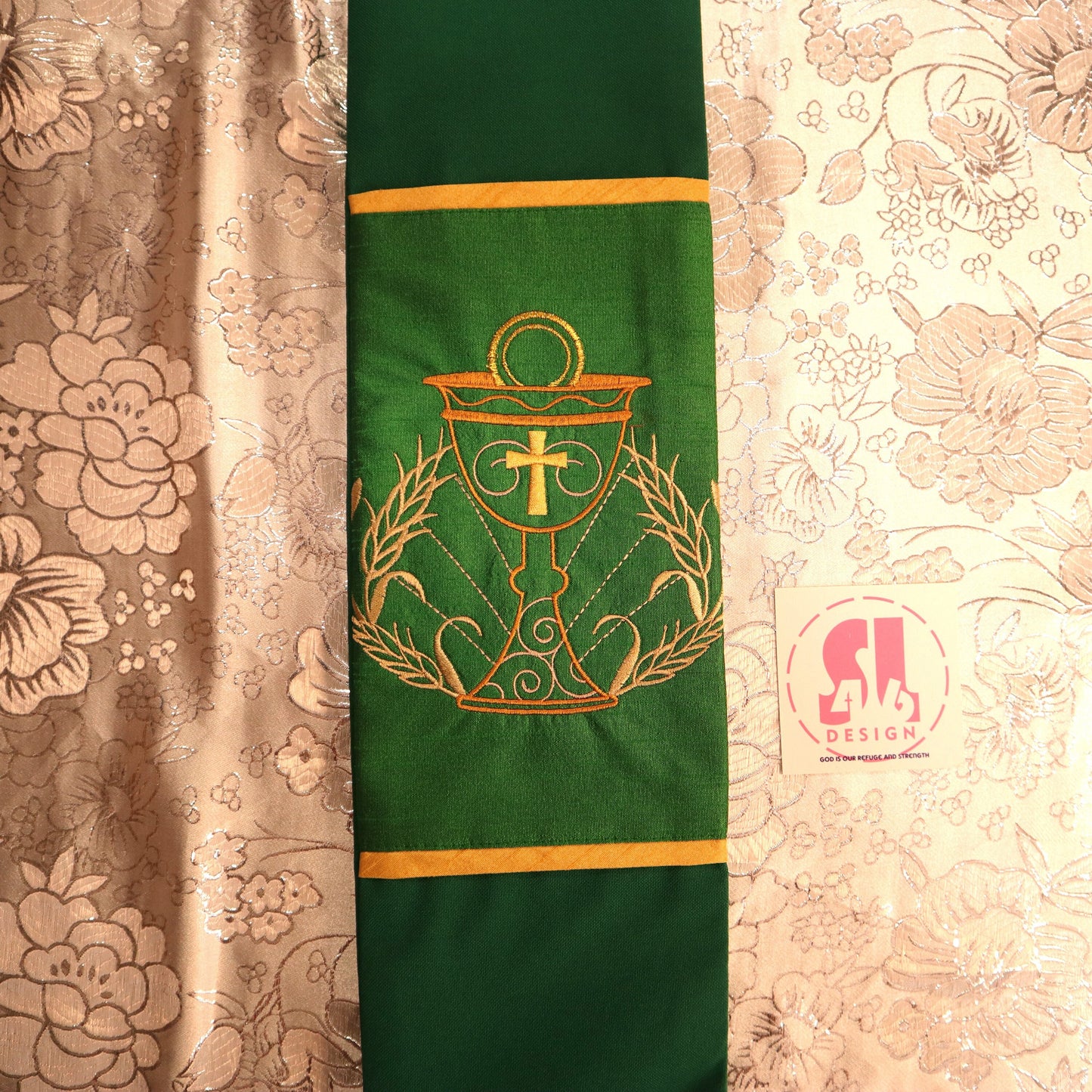 CHALICE& GRAPE VINES - Deacon Stole