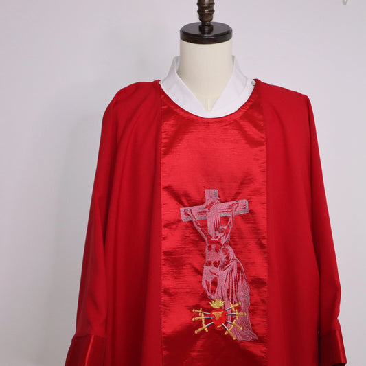 Blessed Virgin Mary cradling the mortal body of Jesus Christ - Dalmatic + Stole Set.