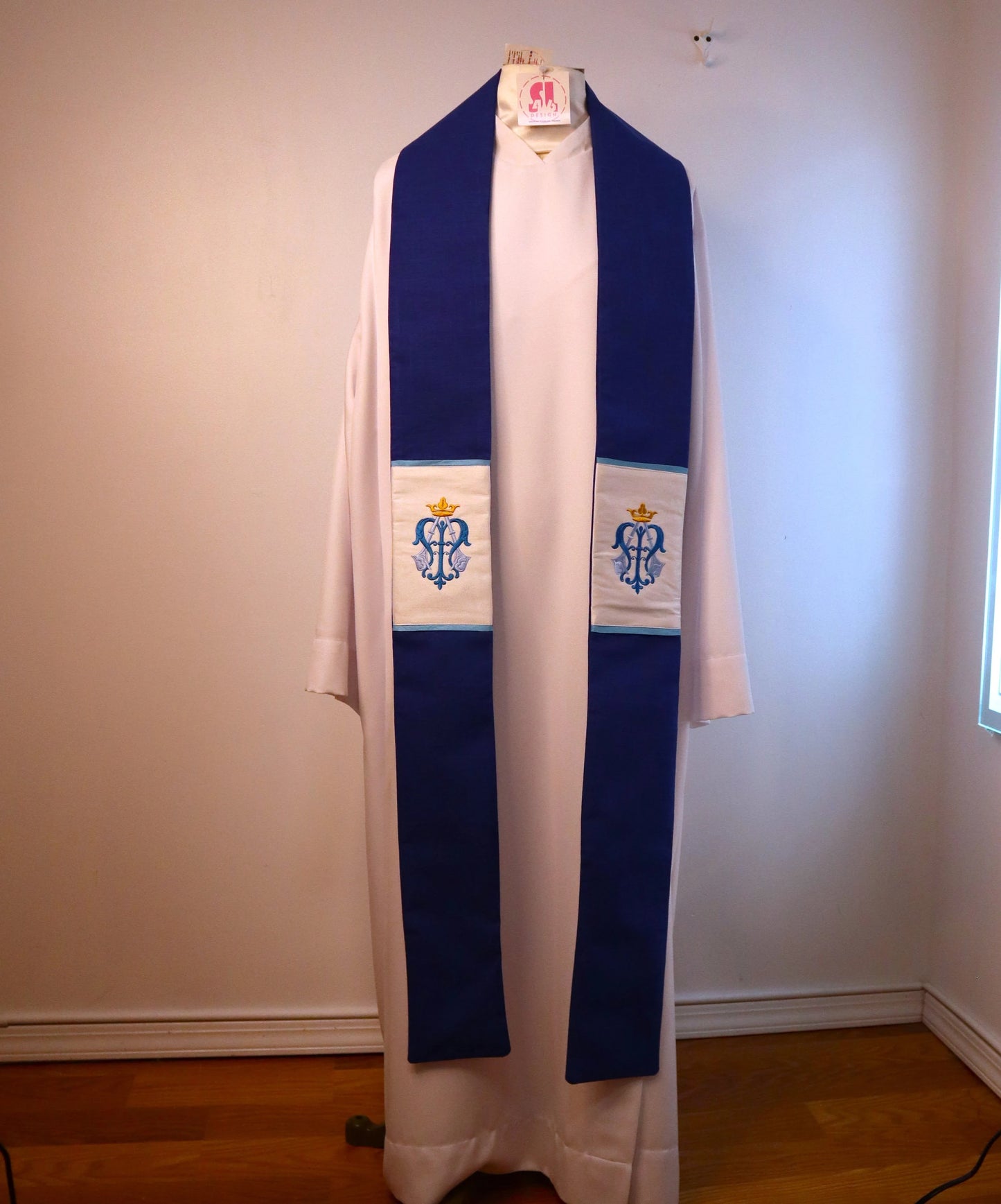 Sacred Heart of Mary - Chasuble + Stole Set