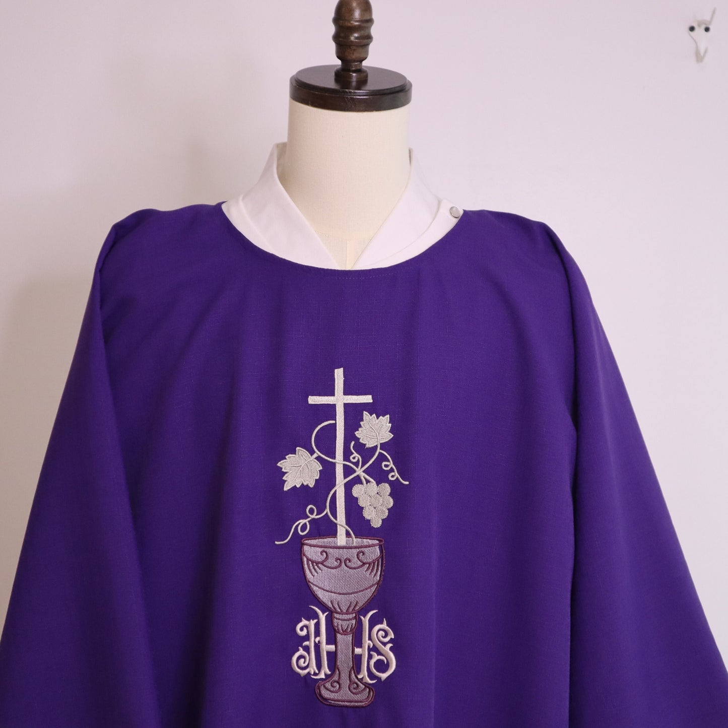 JHS - DALMATIC