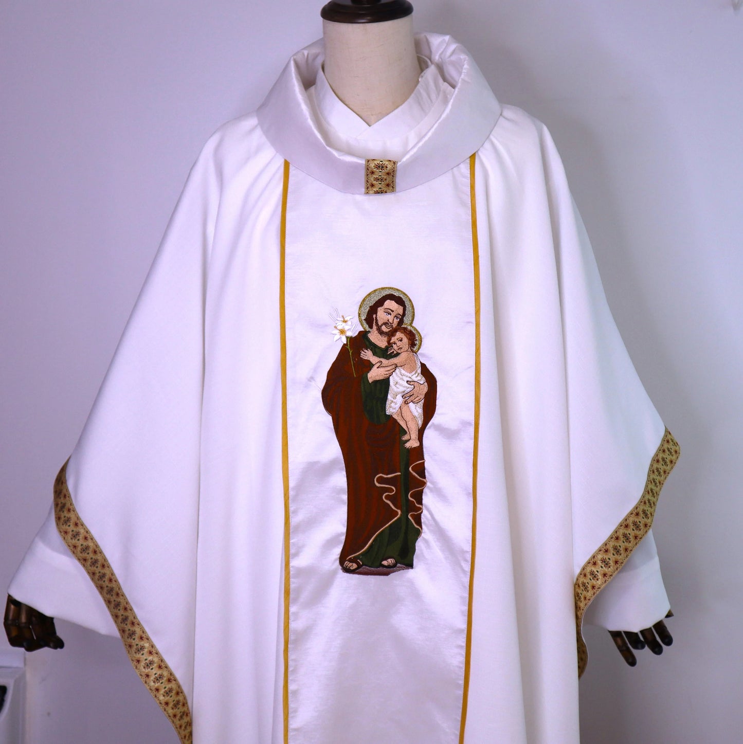 Saint Joseph - Priest Chasuble and stole Set