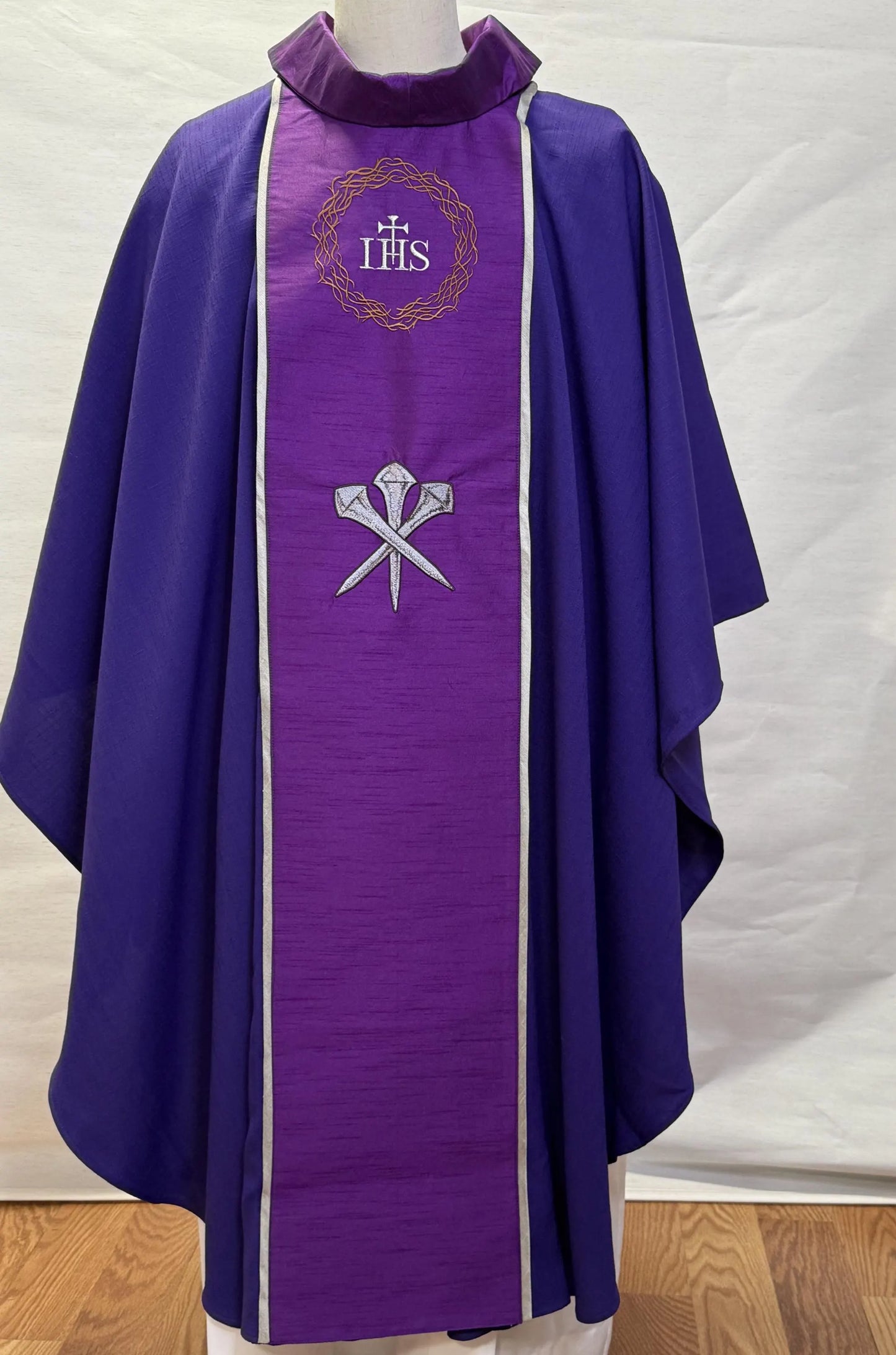 JHS medallion with crown of thorns chasuble and stole set.