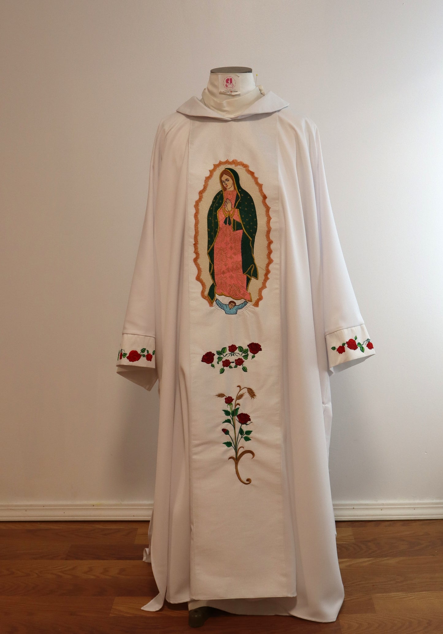 Nuestra Señora de Guadalupe - Dalmatic + Stole Set