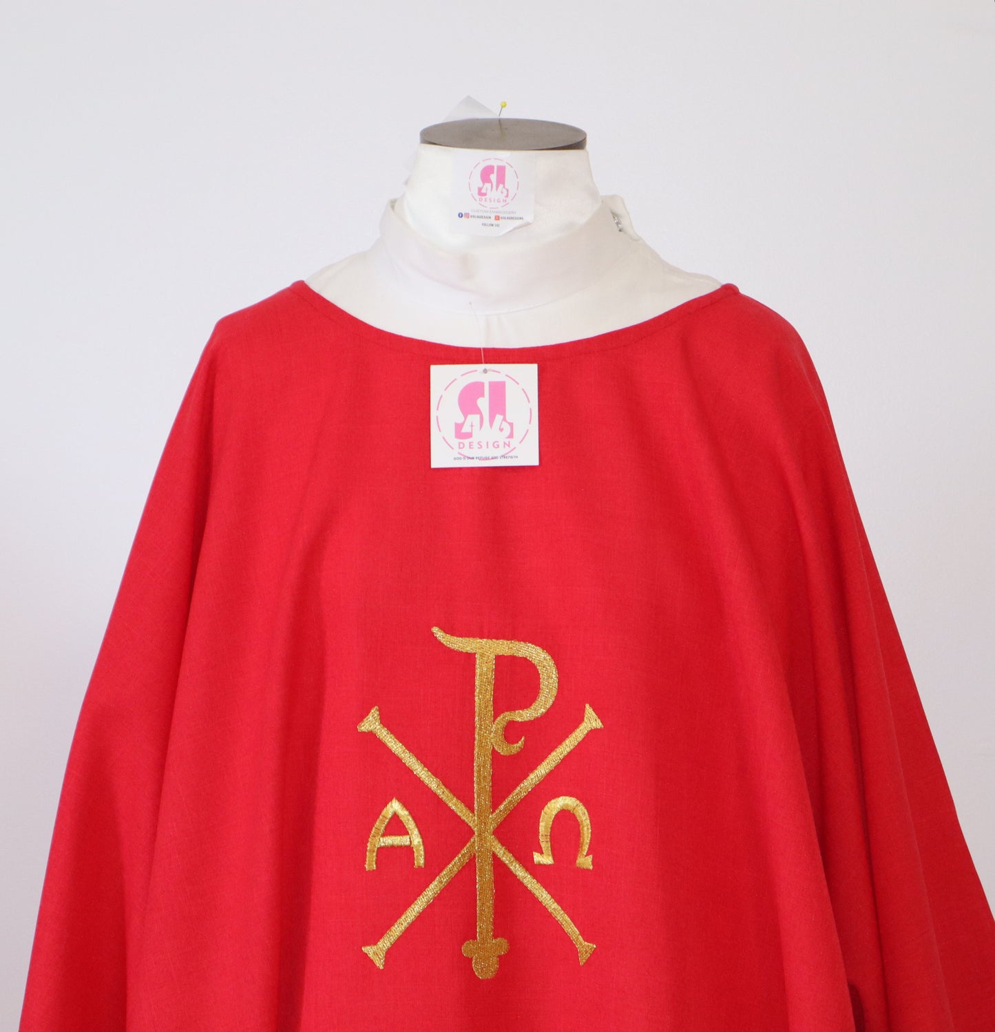 ALPHA & OMEGA - Chi Rho - Dalmatic