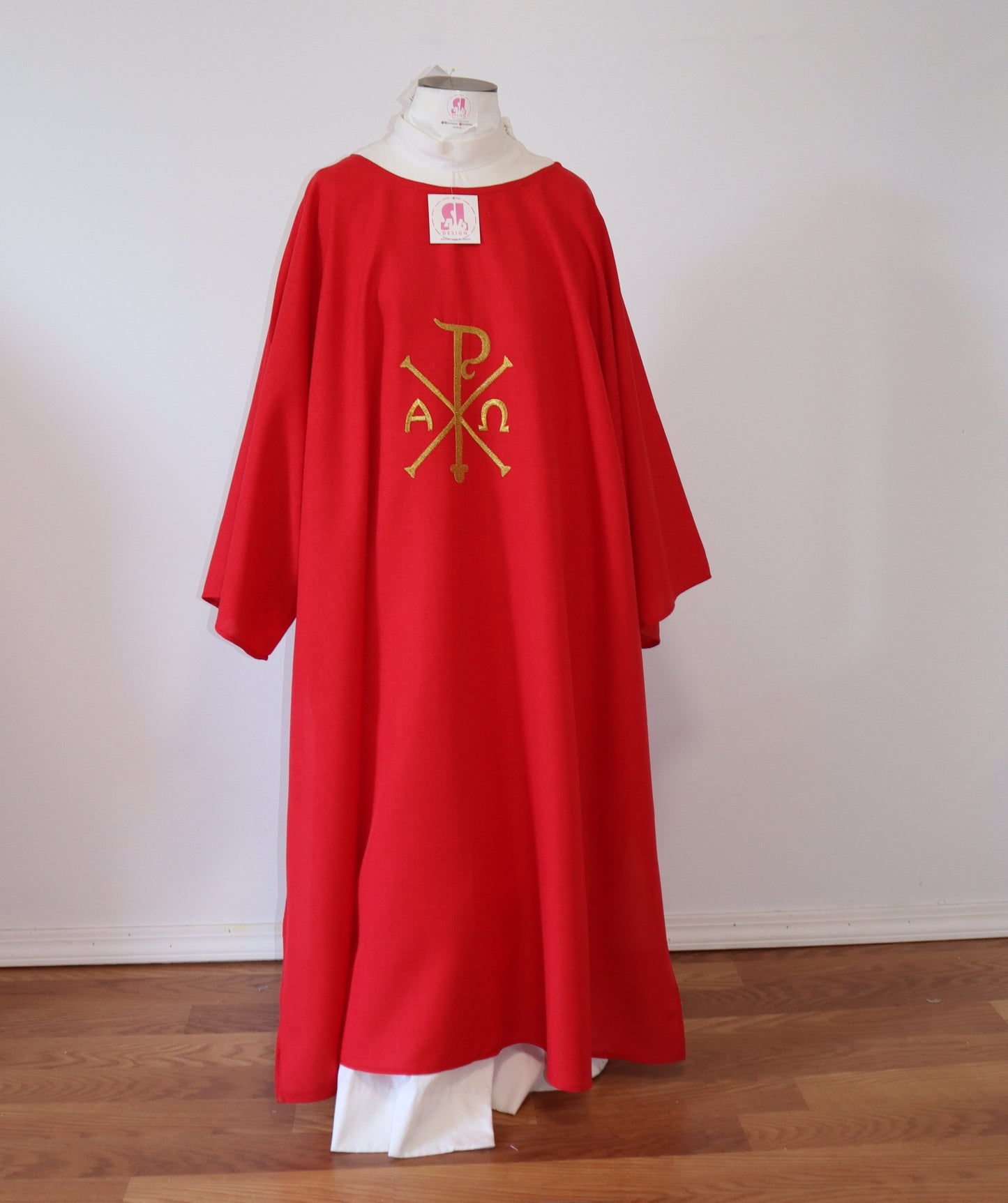 ALPHA & OMEGA - Chi Rho - Dalmatic