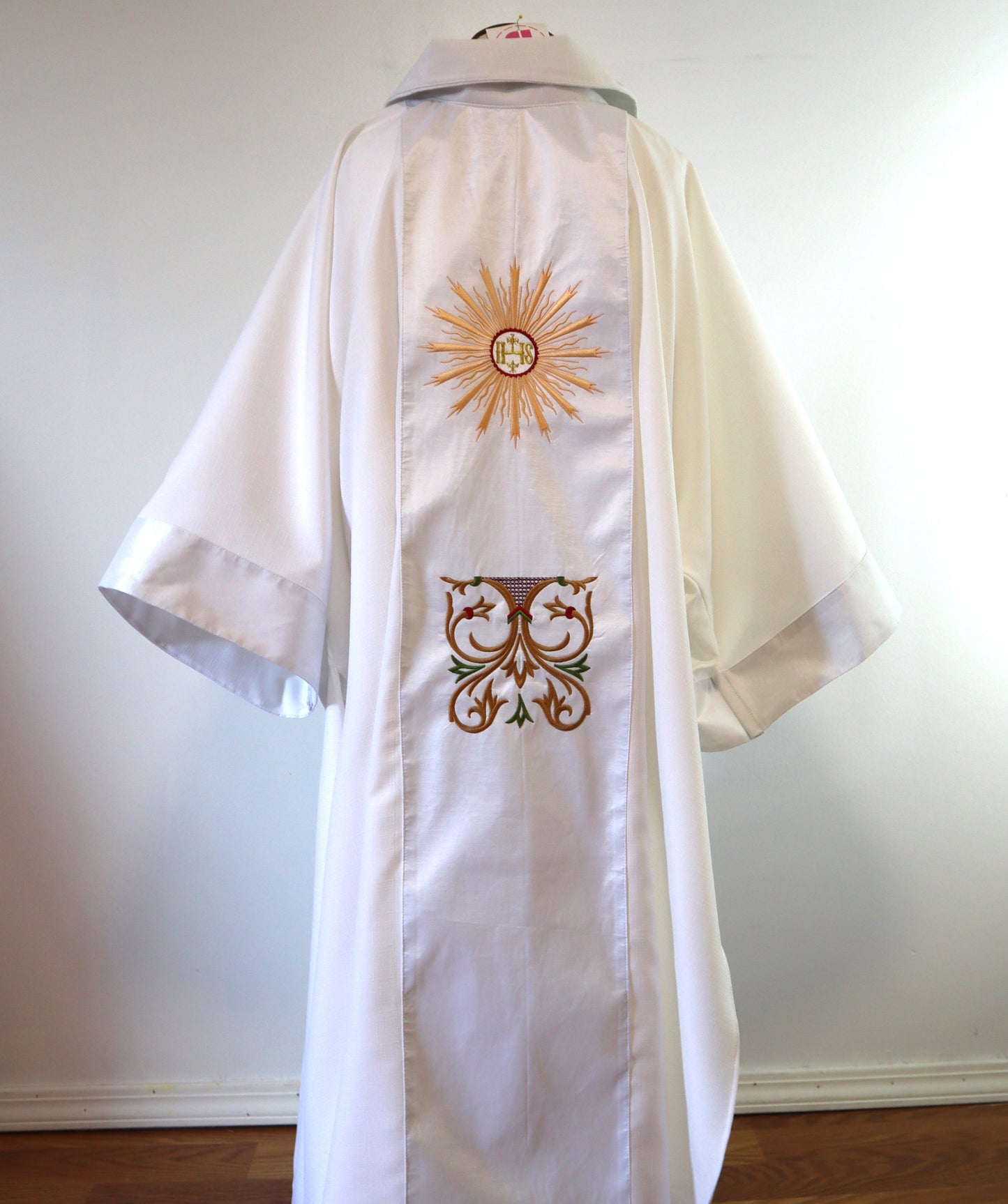 ST. JOSEPH DALMATIC - CUSTOM