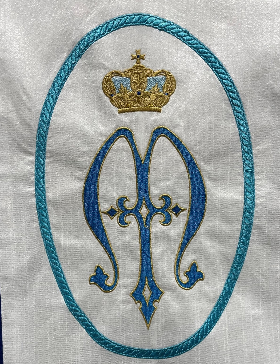 Priest chasuble - Virgin Mary - Custom made